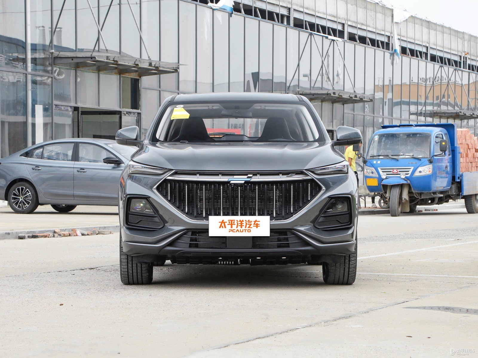 长安欧尚X5 2021款 1.6L CVT青春版外观